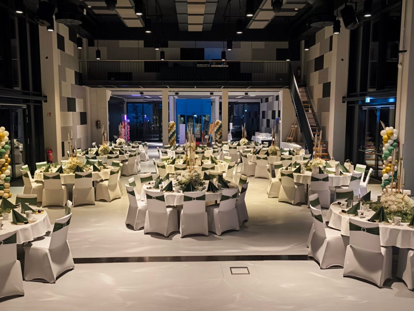 Individuelle und stilvolle Event-Dekoration angepasst für eine Hochzeit im Rems-Murr-Kreis